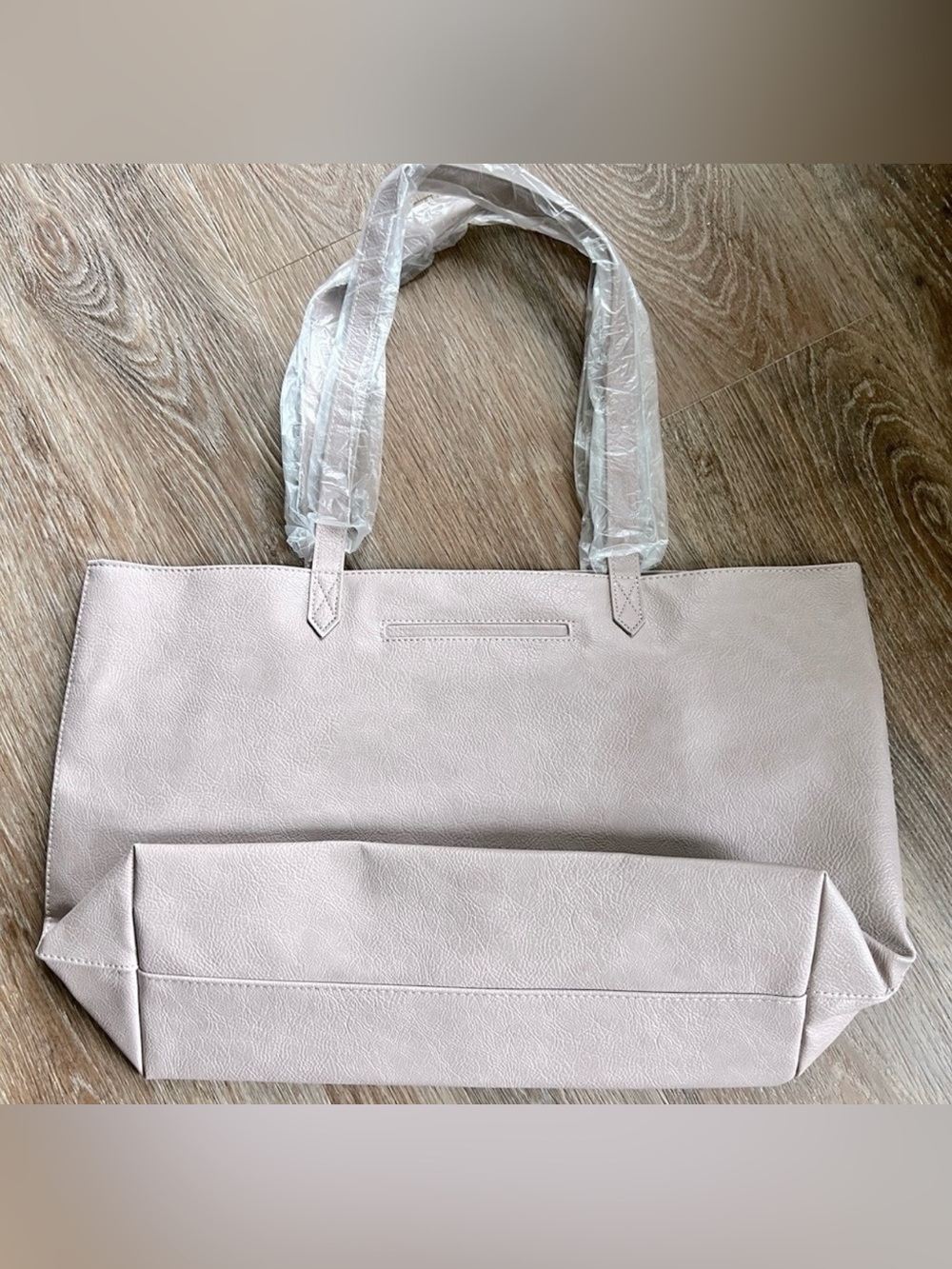 Thirty One Modern Tote! NWT! Monogrammed with initial S! - Picture 6 of 8